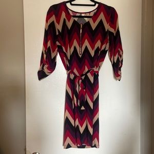 Three-quarter sleeve business casual dress black red purple tan size medium